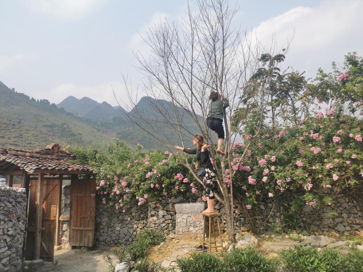 Lo Lo Homestay & Cafe Meo Vac 외부 사진
