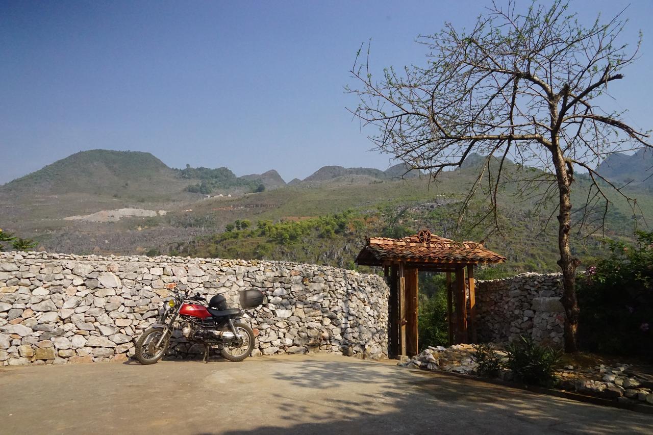 Lo Lo Homestay & Cafe Meo Vac 외부 사진